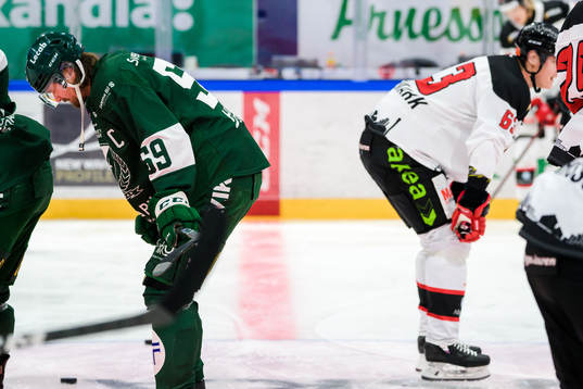 Färjestads Linus Johansson och Malmö Redhawks Fredrik