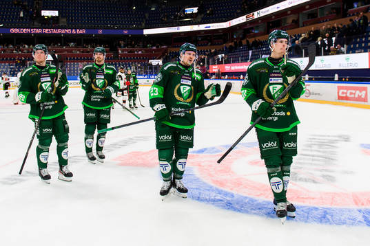Färjestads Mattias Göransson, August Tornberg, Ville