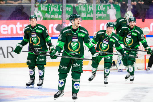 Färjestads Michael Lindqvist deppar med lagkamrater