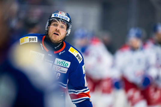 Växjös Erik Josefsson deppar