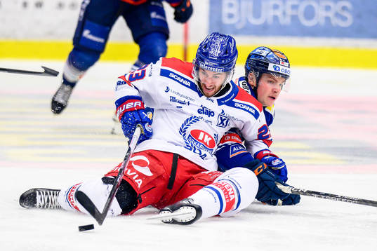 Oskarshamns Blaine Byron och Växjös Victor Stjernborg