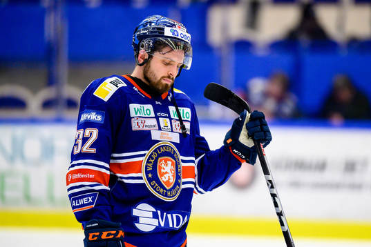 Växjös Lukas Bengtsson deppar