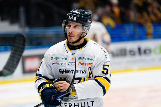 HV71s Andy Miele