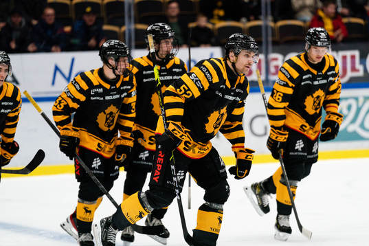 Skellefteås Arvid Lundberg jublar