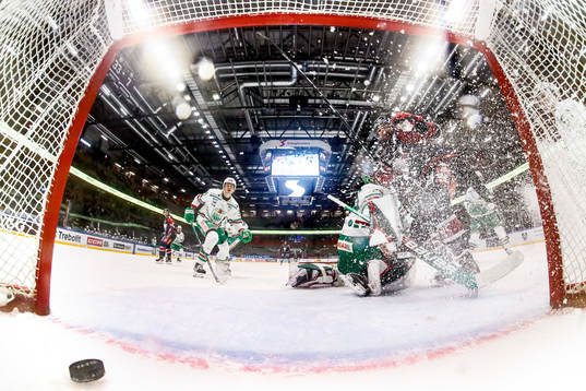 Mål 1-0 av Linköpings Broc Little