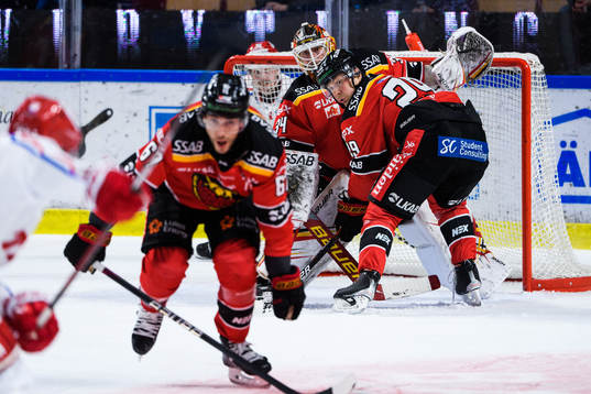 Luleås målvakt Joel Lassinantti och Erik Gustafsson