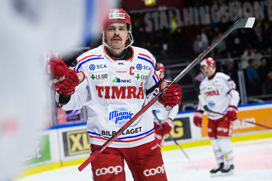 Timrås Anton Lander jublar
