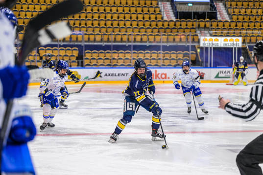 HV71s Mira Jungåker