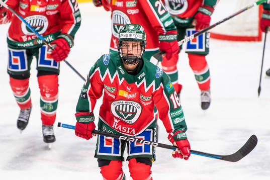 Frölundas Frida Kielstrup jublar