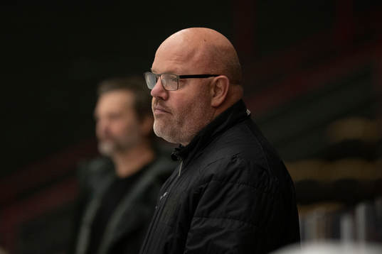 Hovås assisterande tränare Martin Samuelsson deppar