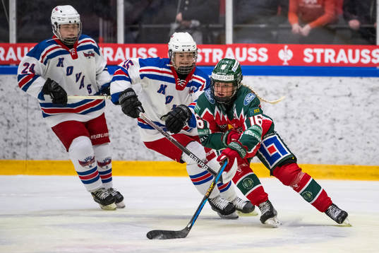Hovås Emelie Claesson Brodén, Anna Neuenschwander och