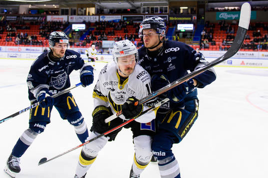 Västerås Anton Svensson och Karlskogas Albin Eriksson