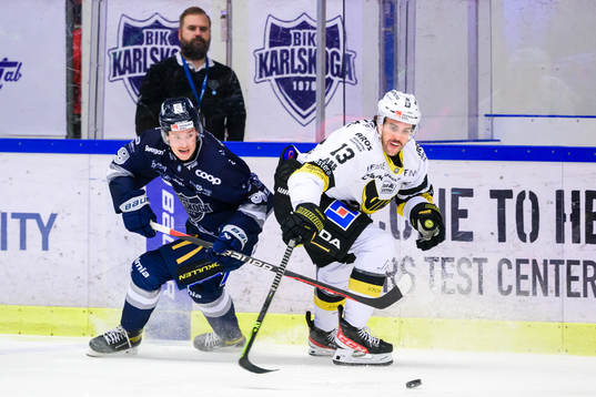 Karlskogas Filip Barklund och Västerås Trevor Cheek