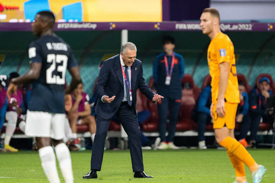 Head coach Gustavo Alfaro of Ecuador