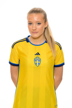 Smilla Holmberg