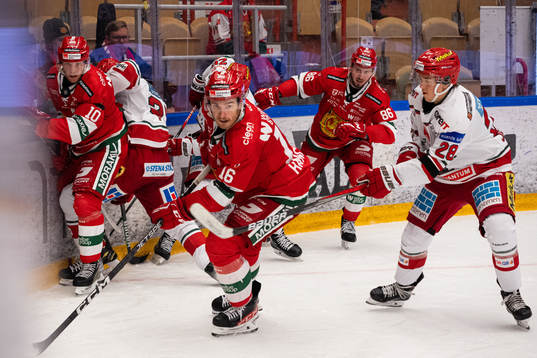 Moras Nicklas Heinerö, Kevin Hancock och Modos Theo
