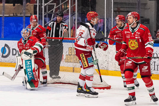 Moras målvakt Andreas Ljunggren, Olle Strandell och Måns