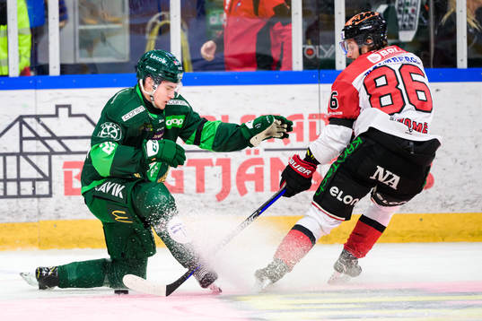 Färjestads Joel Nyström och Örebros Mathias Bromé