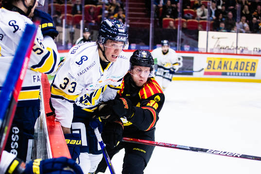 s Måns Lindbäck och. Brynäs Linus Ölund