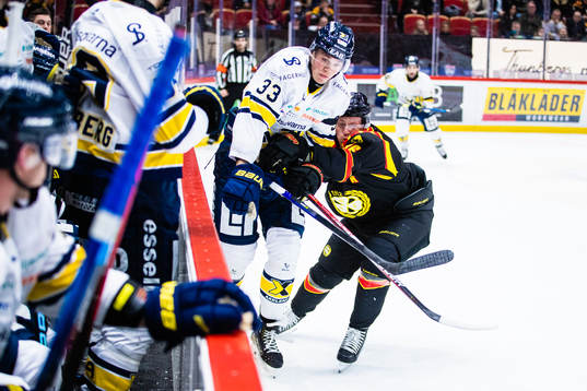 s Måns Lindbäck och Brynäs Linus Ölund