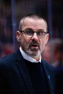 s tränare Tommy Samuelsson
