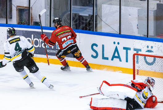 Vita Hästens Jakob Stridsberg gör 2-0 bakom Östersunds