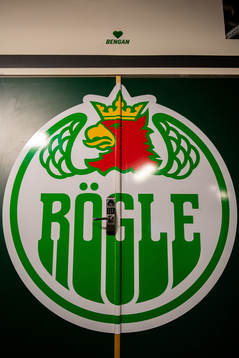 Rögles emblem och klister märke med texten ”Bengan"