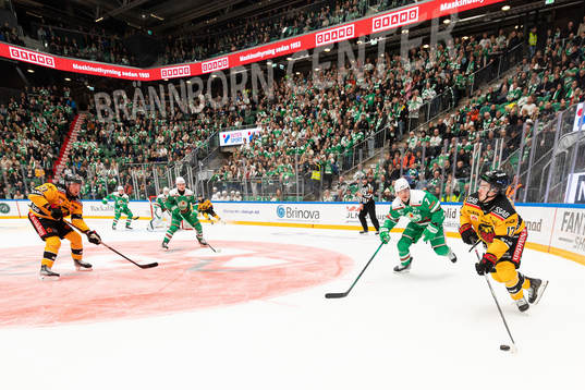 Rögles Erlend Lesund och Luleås Isac Brännström
