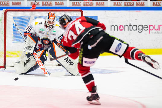 Växjös målvakt Adam Åhman