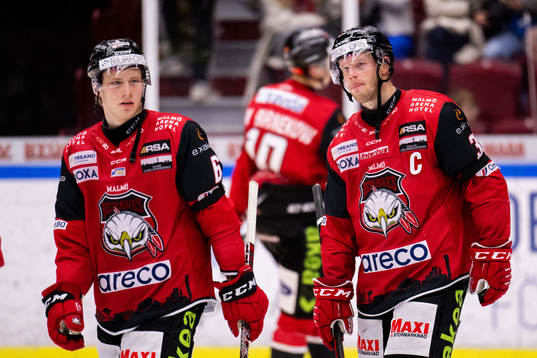 Malmö Redhawks Theodor Johnsson och Carl Söderberg deppar