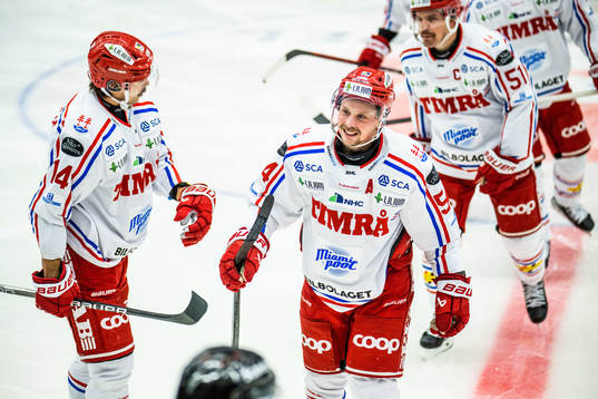 Timrås Jonathan Dahlén jublar
