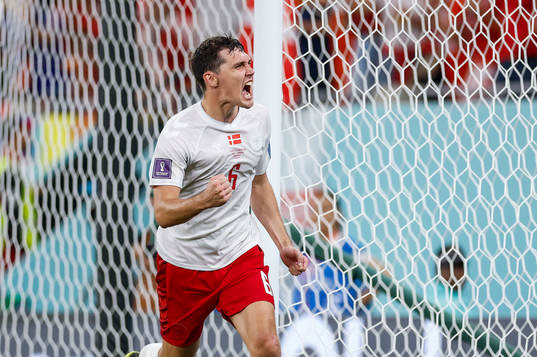 [DK=20221126: Andreas Christensen, Danmark, jubler