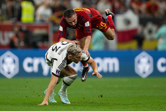 Nico Schlotterbeck of Germany and Dani Carvajal of Spain