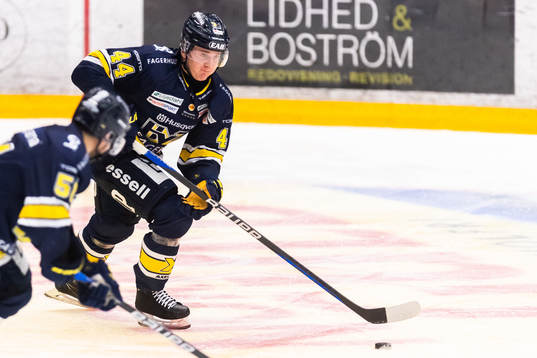 HV71s Emil Andrae