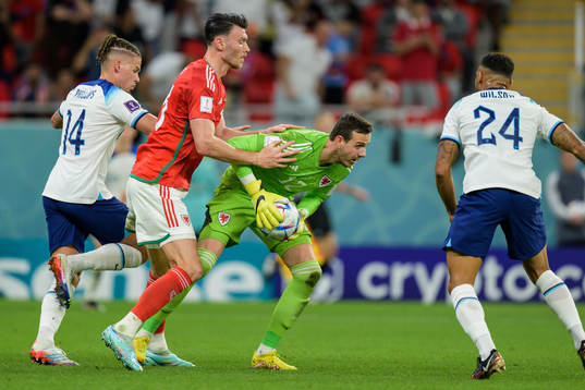 Kieffer Moore and goalkeeper Danny Ward of Wales