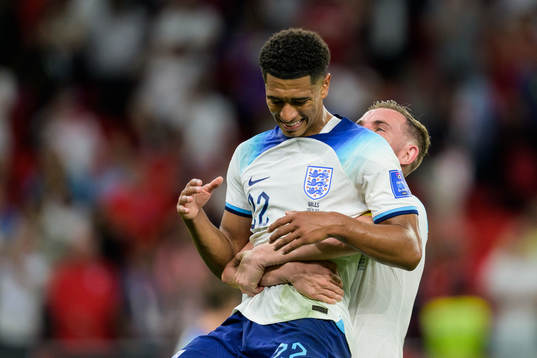 Jude Bellinghamand Jordan Henderson of England