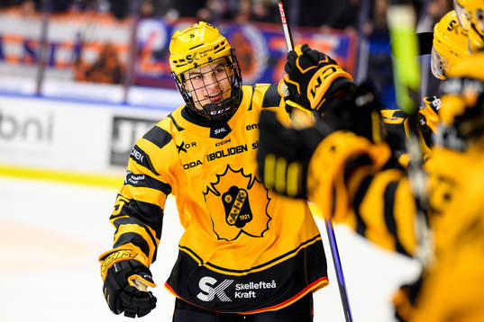 Skellefteås Axel Sandin-Pellikka jublar