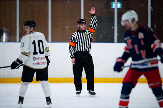 9 Domare Robin Byström