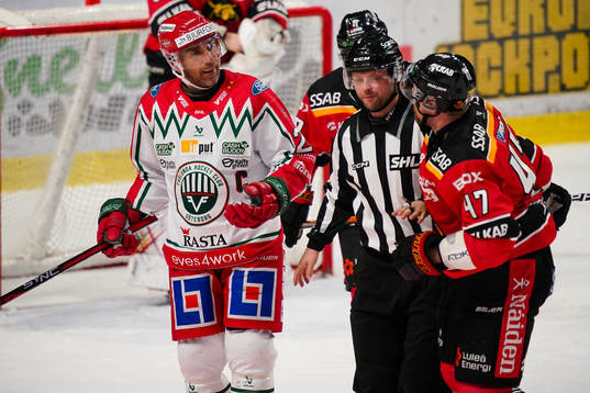 Frölundas Joel Lundqvist och Luleås Leo Komarov