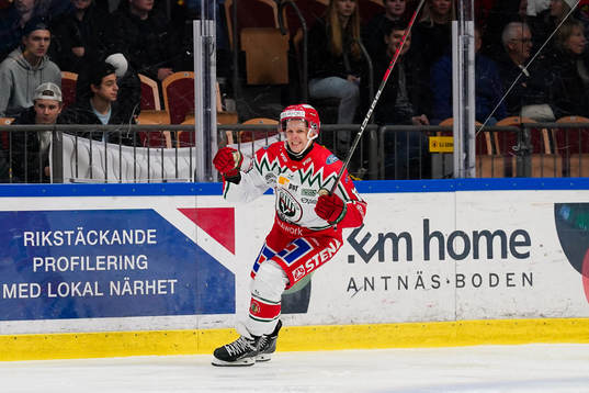 Frölundas Max Friberg jublar