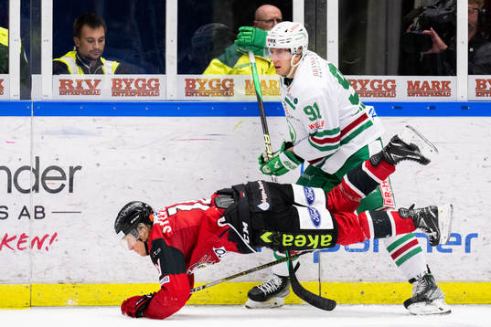 Malmö Redhawks Marcus Sylvegård och Rögles Adam
