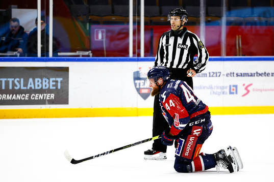 Linköpings Jonas Junland skadad