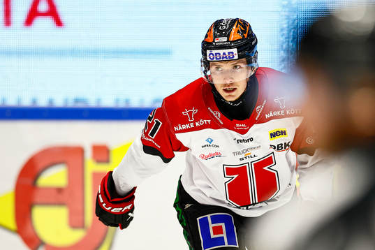 Örebros Linus Öberg jublar