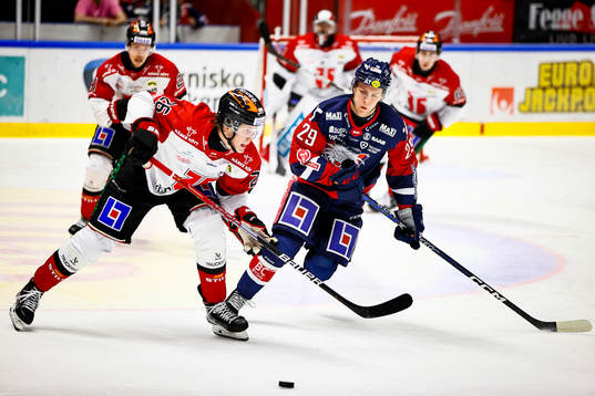 Örebros Elias Pettersson och Linköpings Georg Weigelt