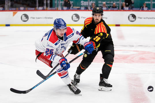 Oskarshamns Lukas Pilö och Brynäs Oula Palve