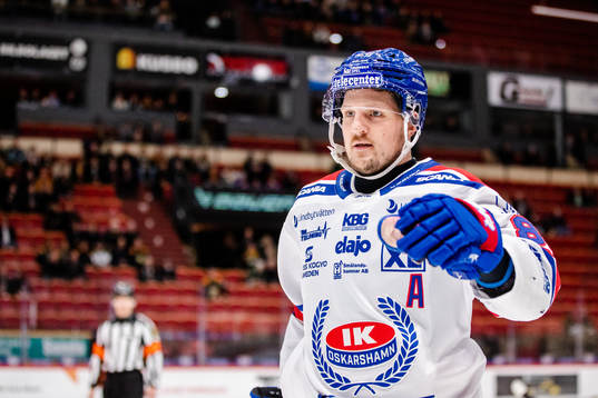 Oskarshamns Patrik Karlkvist jublar