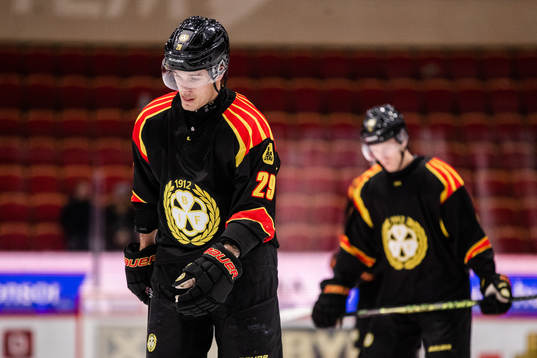 Brynäs Oscar Birgersson deppar