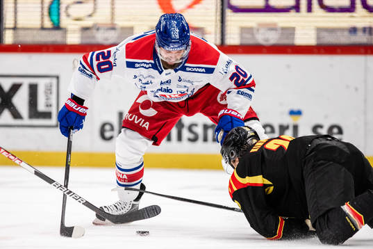 Oskarshamns Hynek Zohorna och Brynäs Johannes Kinnvall