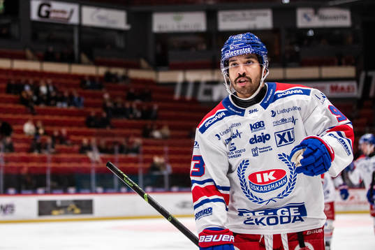 Oskarshamns Cameron Brace jublar