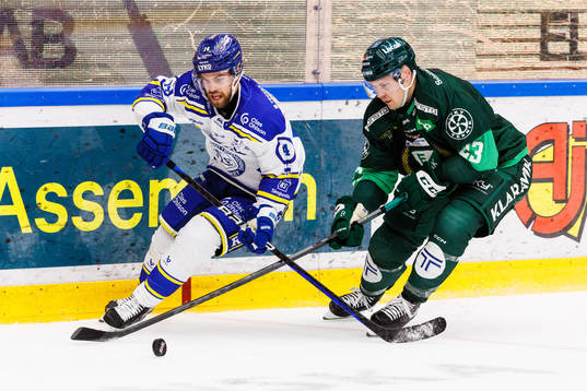 Leksands Oskar Lang och Färjestads Ville Pokka
